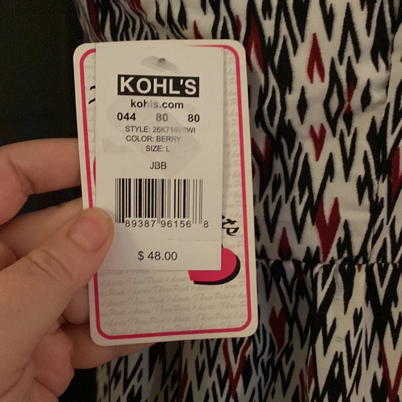 Brand new with tags - Picture 3 of 3